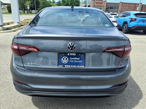 Platinum Gray Metallic 2023 Volkswagen Jetta 1.5T Sport