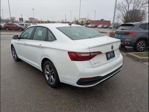 Opal White Pearl Effect 2023 Volkswagen Jetta 1.5T SE