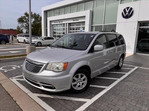 Bright Silver Metallic Clearcoat 2012 Chrysler Town & Country Touring