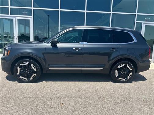 Gravity Gray 2024 Kia Telluride S