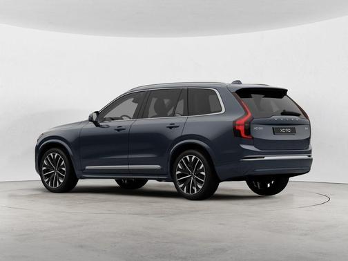 2026 Volvo XC90 B6 Ultra 7-Seater