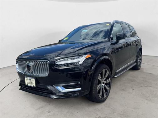 2025 Volvo XC90 B6 Ultra