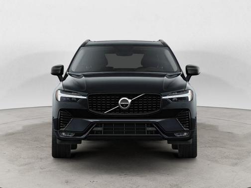 Onyx Black Metallic 2024 Volvo XC60 B5 Plus Dark Theme