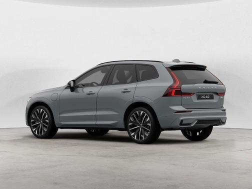 Vapour Grey 2027 Volvo XC60 T8 ULTRA