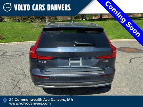2023 Volvo V60 Cross Country B5 Plus