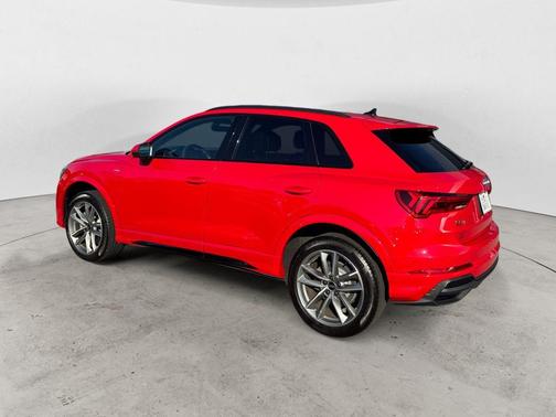 Progressive Red 2024 Audi Q3 45 S line Premium