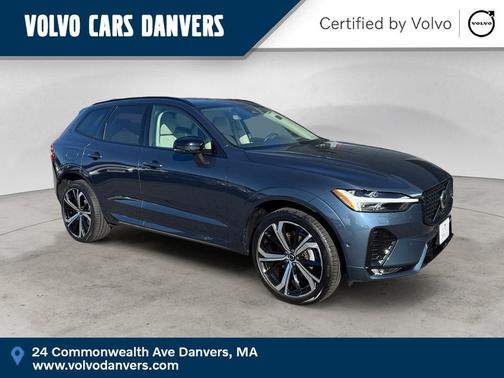 Denim Blue Metallic 2024 Volvo XC60 B5 Ultimate Dark Theme