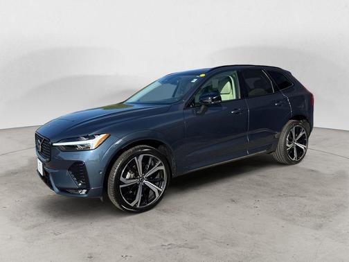 Denim Blue Metallic 2024 Volvo XC60 B5 Ultimate Dark Theme