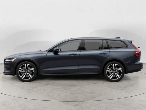Denim Blue Metallic 2025 Volvo V60 Cross Country B5 Plus