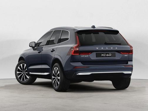 2023 Volvo XC60 B5 Plus Bright Theme