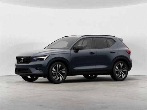 2026 Volvo XC40 B5 Ultra