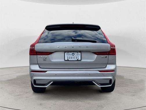 2025 Volvo XC60 B5 Core