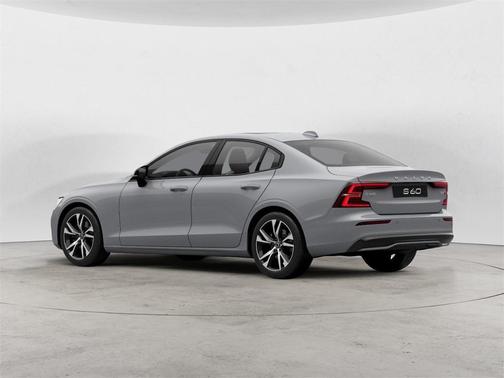 2025 Volvo S60 B5 Core