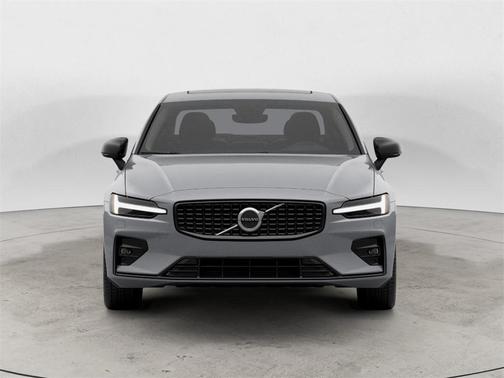 2025 Volvo S60 B5 Core