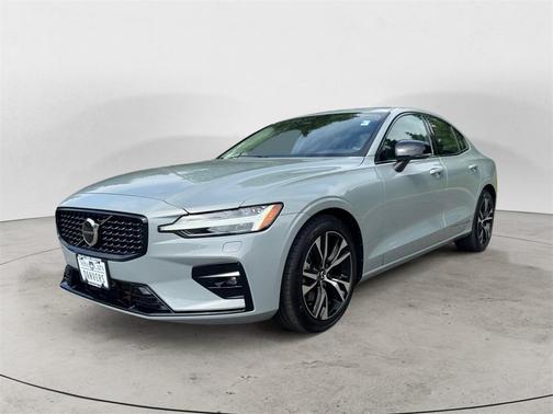 2025 Volvo S60 B5 Core