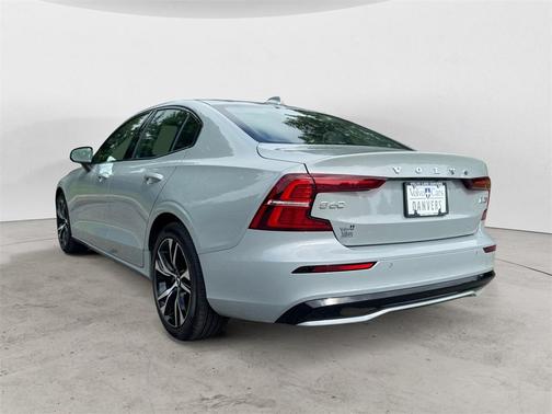 2025 Volvo S60 B5 Core