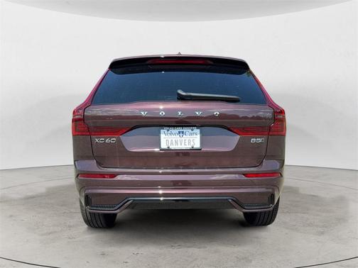 2026 Volvo XC60 B5 Plus