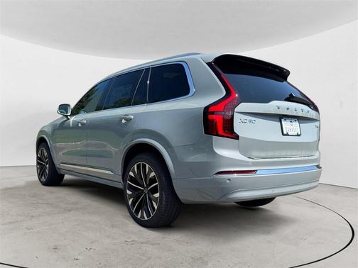 2025 Volvo XC90 Plug-In Hybrid T8 Core 7-Seater