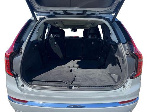 2025 Volvo XC90 B6 Plus 7-Seater