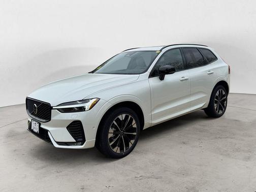 Crystal White 2026 Volvo XC60 B5 Plus