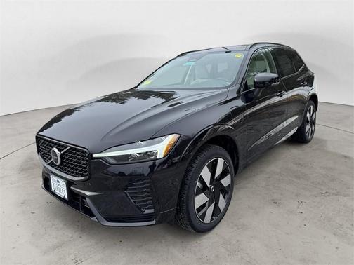 2025 Volvo XC60 Plug-In Hybrid T8 Plus
