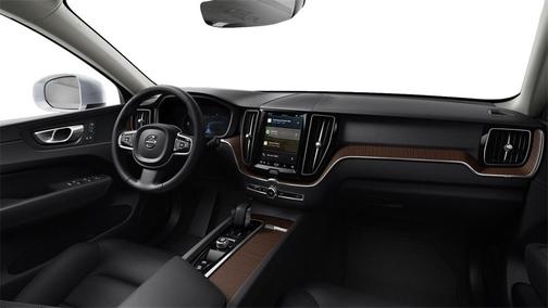 2023 Volvo XC60 B5 Plus Bright Theme