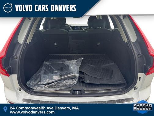 2023 Volvo XC60 B5 Plus Bright Theme