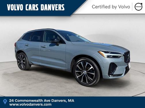Gray Metallic 2023 Volvo XC60 B5 Plus Dark Theme