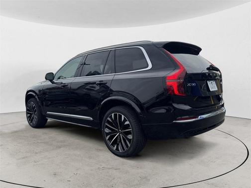 2026 Volvo XC90 B6 Ultra 7-Seater