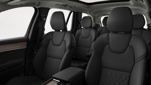 2026 Volvo XC90 B6 Plus 6-Seater