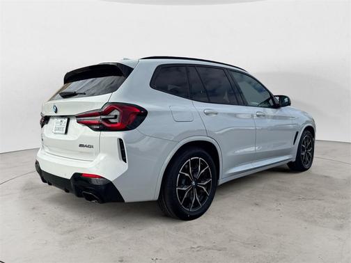 2023 BMW X3 M40i
