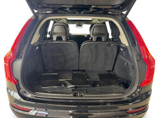 2023 Volvo XC90 B5 Core