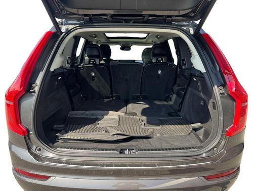 Platinum Gray Metallic 2023 Volvo XC90 B5 Core