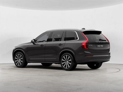 Platinum Gray Metallic 2023 Volvo XC90 B5 Core