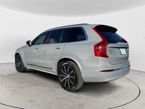 2024 Volvo XC90 B6 Plus Bright Theme 7-Seater