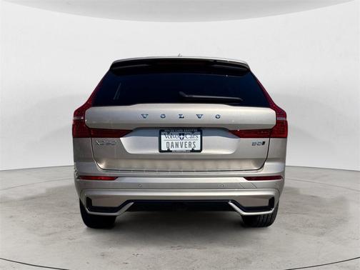2025 Volvo XC60 B5 Plus