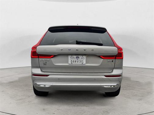 2023 Volvo XC60 B5 Plus Bright Theme
