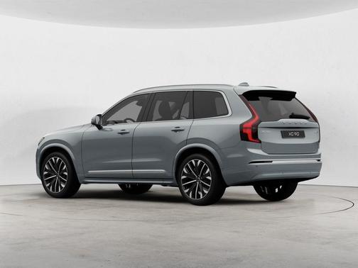 2026 Volvo XC90 B6 Ultra 7-Seater