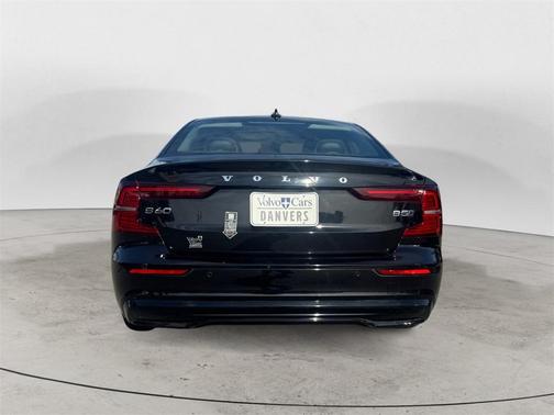 2025 Volvo S60 B5 Core