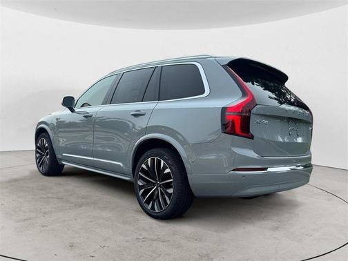 2026 Volvo XC90 Plug-In Hybrid T8 Ultra 6-Seater