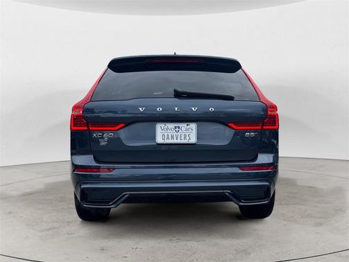 2025 Volvo XC60 B5 Plus