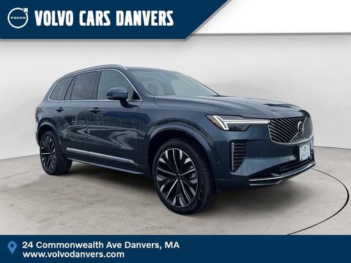 2025 Volvo XC90 B6 Plus 7-Seater