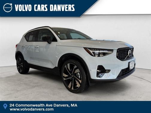 2026 Volvo XC40 B5 Ultra