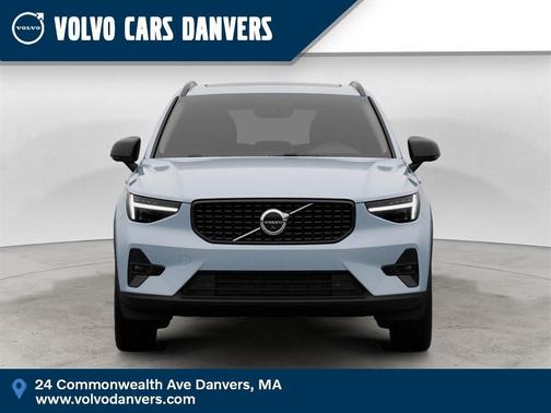 2026 Volvo XC40 B5 Plus