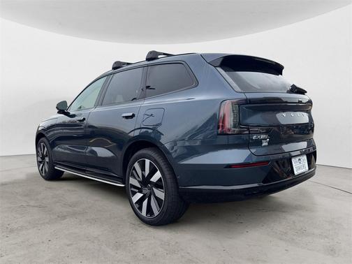 2025 Volvo EX90 Twin Motor Plus