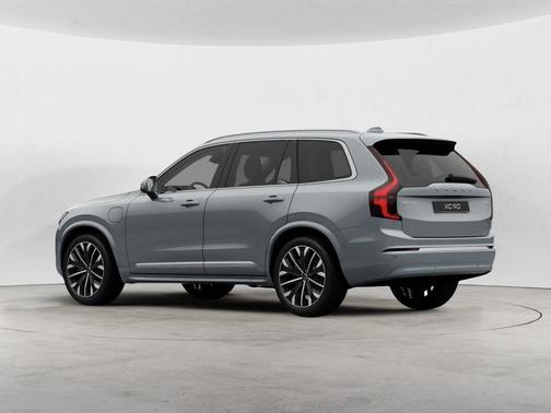 2026 Volvo XC90 Plug-In Hybrid T8 Ultra 7-Seater