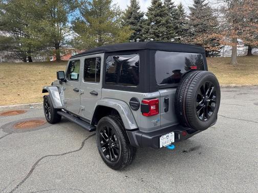 2022 Jeep Wrangler Unlimited 4xe Sahara