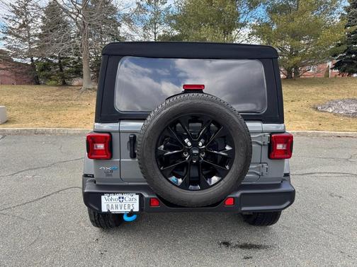2022 Jeep Wrangler Unlimited 4xe Sahara