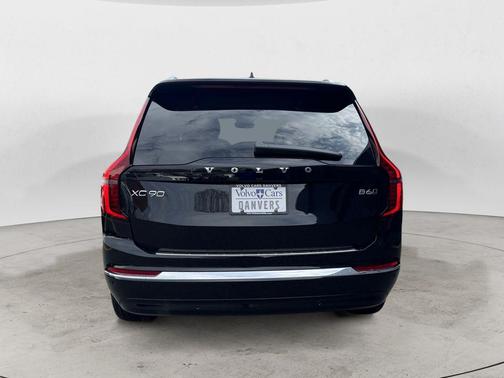 Onyx Black 2026 Volvo XC90 B6 Plus 6-Seater