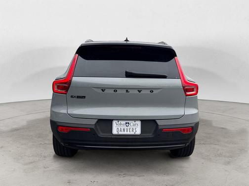 Vapour Grey 2026 Volvo EX40 Twin Motor Ultra Black Edition